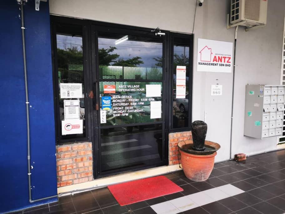 Antz Village Studio Kampar Exteriér fotografie